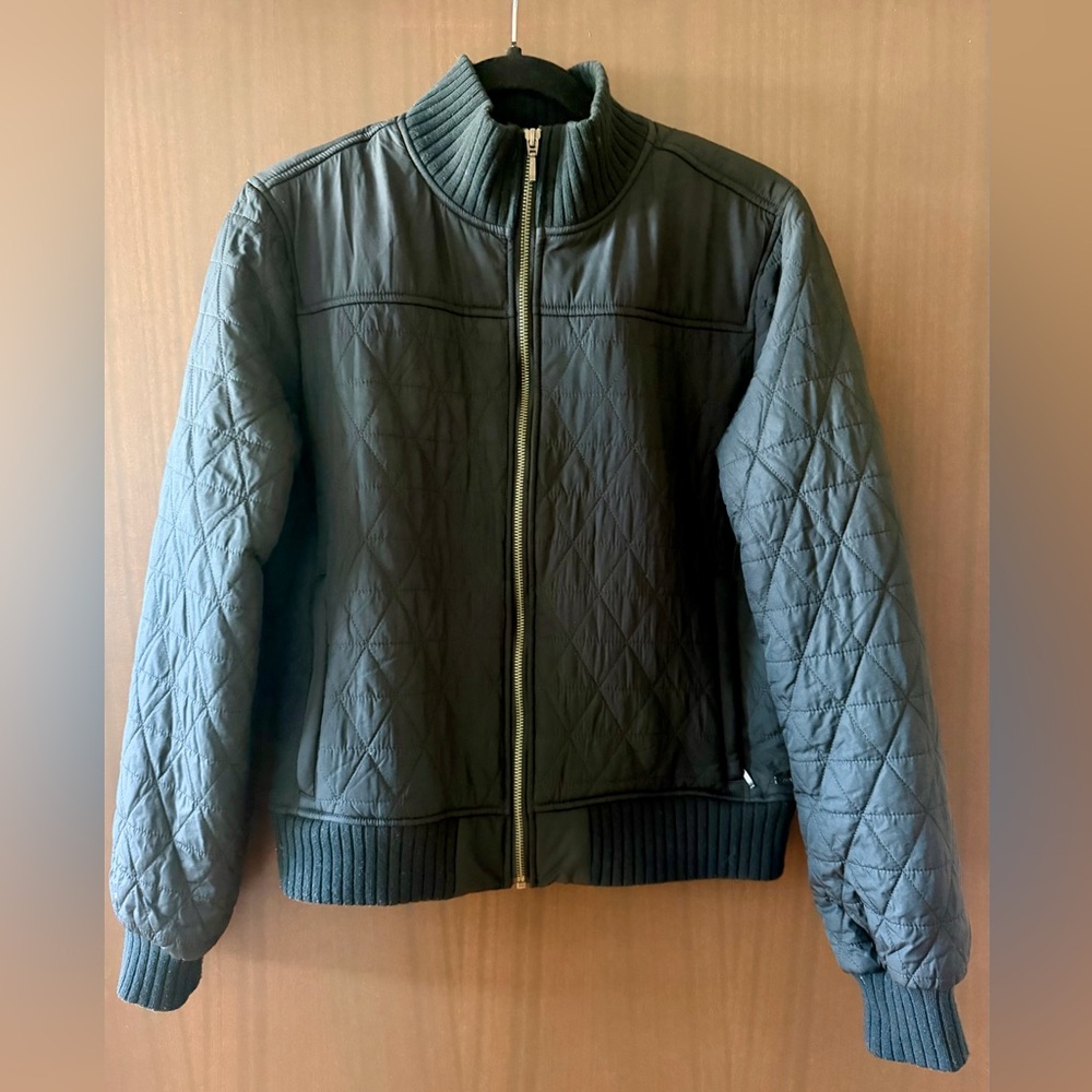 Quilted Black Women's Bomber Jacket with Ribbed Collar